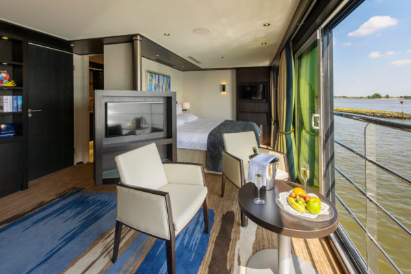 Avalon_Illumination_Royal Suite_08
